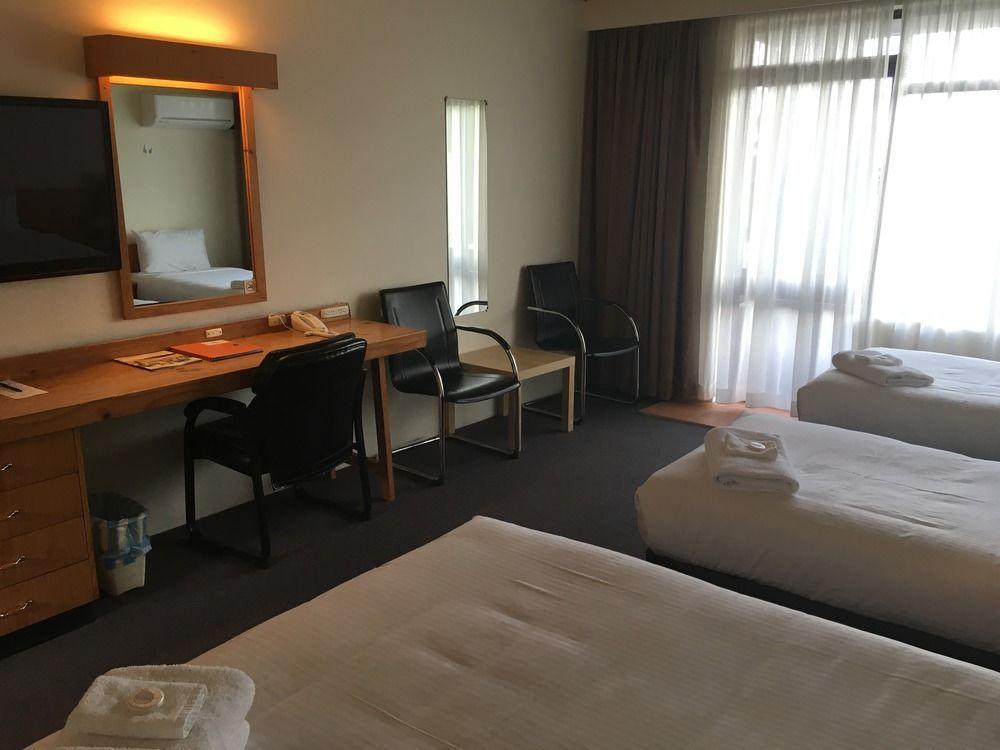 戈斯福德汽车旅馆 外观 照片